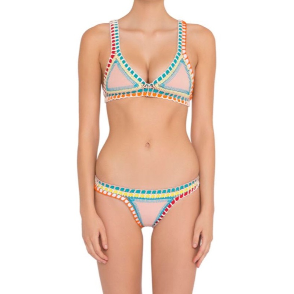 Kiini Luna bikini